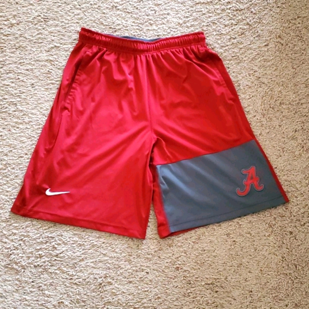 Nike Dri Fit Alabama Crimson Tide Mens M Shorts